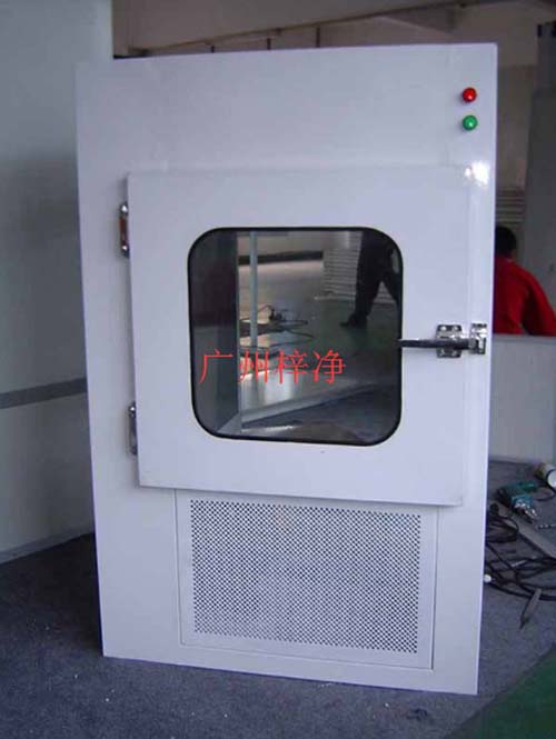 傳遞窗主要用于潔凈實驗室潔凈區和潔凈區之間或潔凈區和非潔凈區之間的小件物品的傳遞。