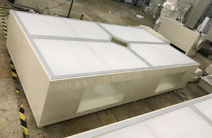 層流送風(fēng)天花分為I、II、III級(jí)手術(shù)室用