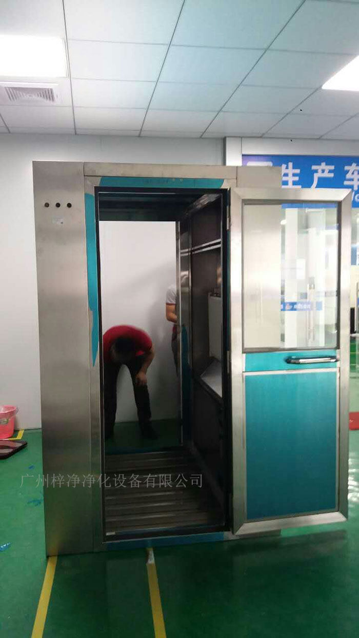  風(fēng)淋室安裝現(xiàn)場的環(huán)境條件